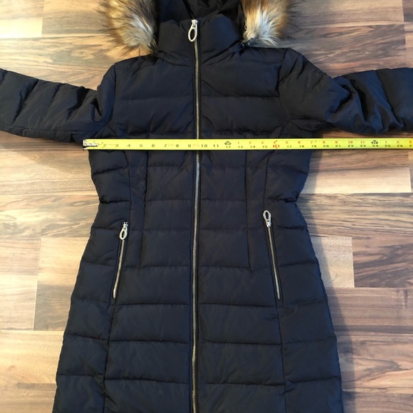 Ivanka Trump puffer jacket - Picture 9 of 12